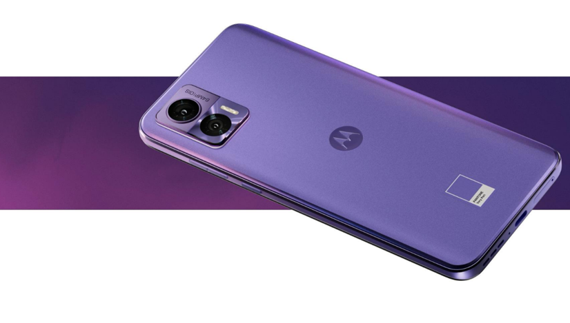 Motorola představila tři nové chytré telefony Edge 